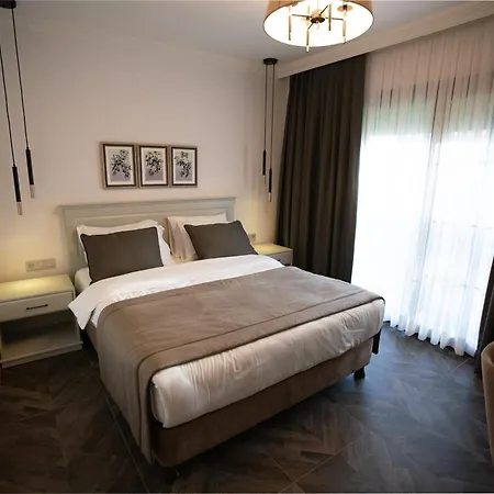 Cunda Nonna Szálloda Ayvalı