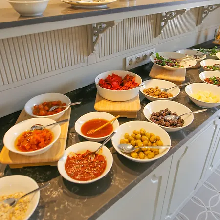 Cunda Nonna * Ayvalı