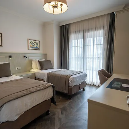 Otel Cunda Nonna Ayvalı